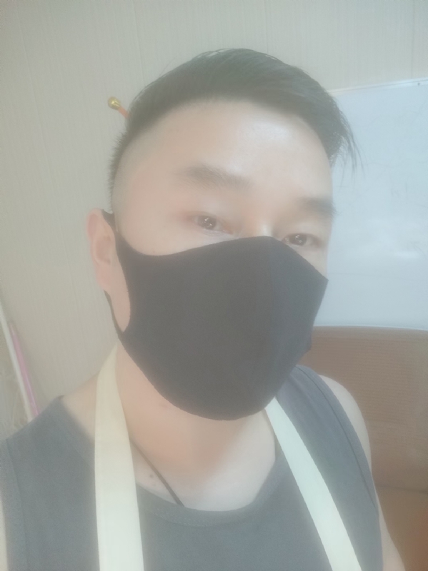 Poluk秦的第二张照片--男同性恋服务网
