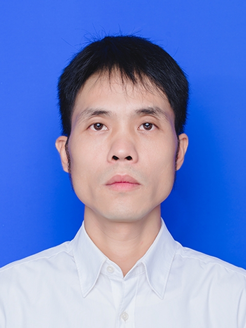 魅力中年的第一张照片--男同性恋服务网