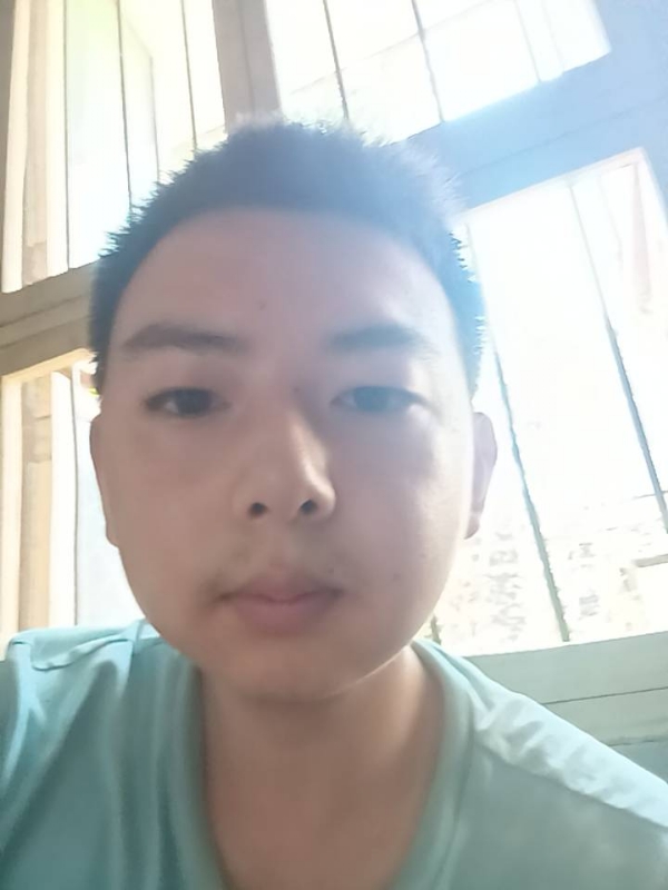 小黄的第一张照片--男同性恋服务网