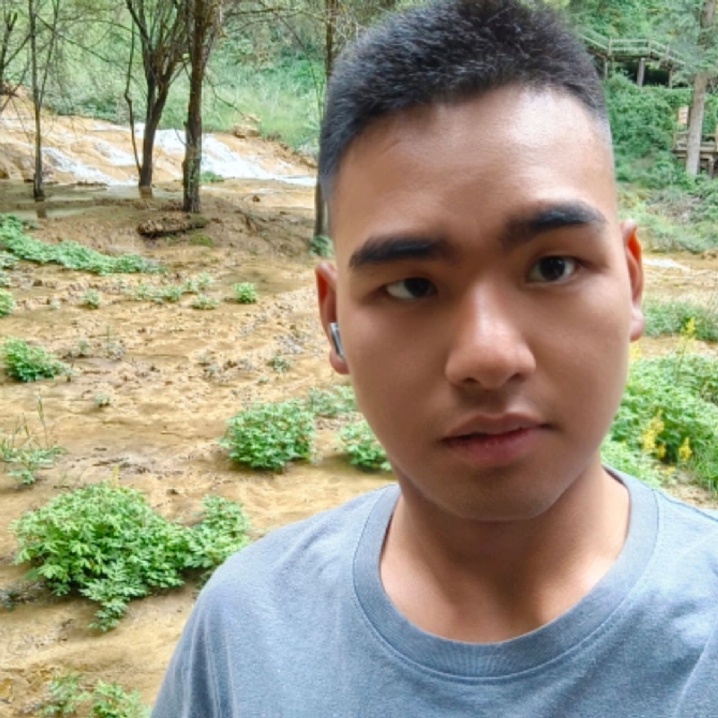 古尘的第一张照片--男同性恋服务网